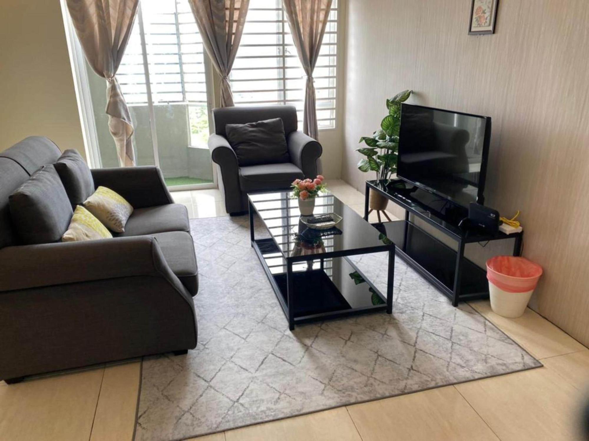 Oyo 91086 Bayu Service Apartment Kuah Luaran gambar