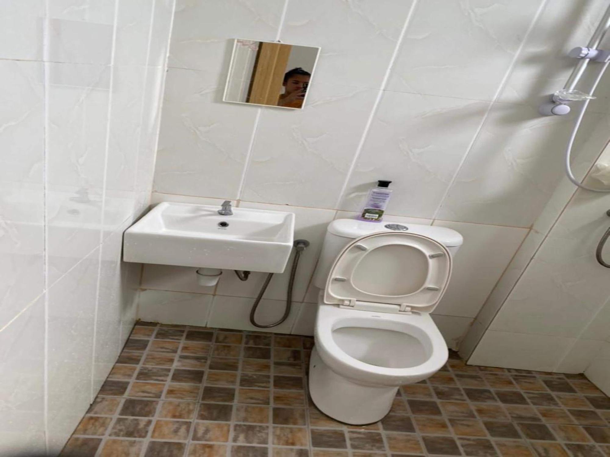Oyo 91086 Bayu Service Apartment Kuah Luaran gambar